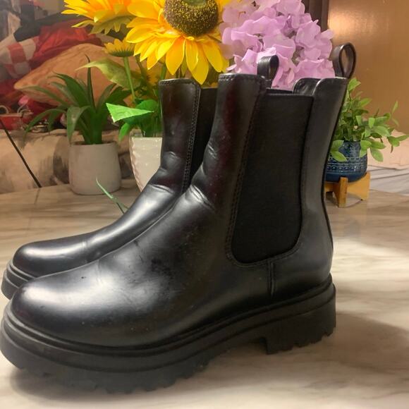 Women’s boots size 8 good co - Picture 4 of 4